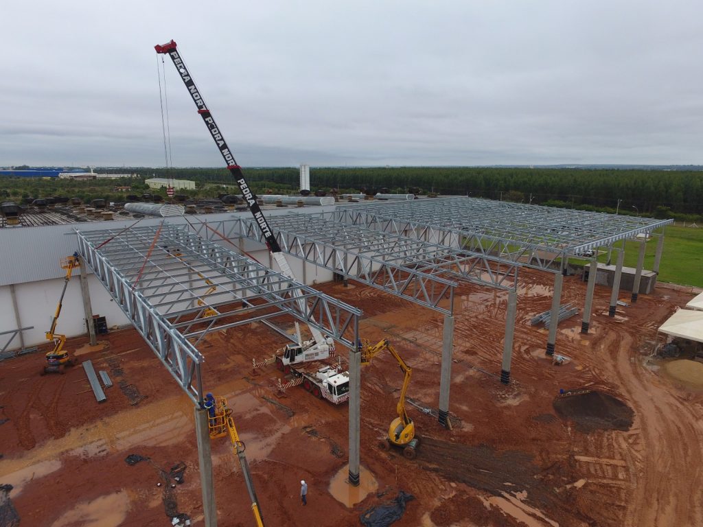 construção em estruturas metálicas